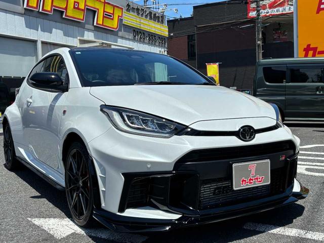 ＧＲヤリス ＲＺ　ハイパフォーマンス　ワンオーナー　フルエアロ　ＪＢＬサウンド　シートヒーター　ハーフレザー　衝突軽減　クルコン　ＢＳＭ　ソナー　ＬＥＤ　純正ＡＷ　純正ナビ　フルセグ　取扱説明書　保証書（23枚目）