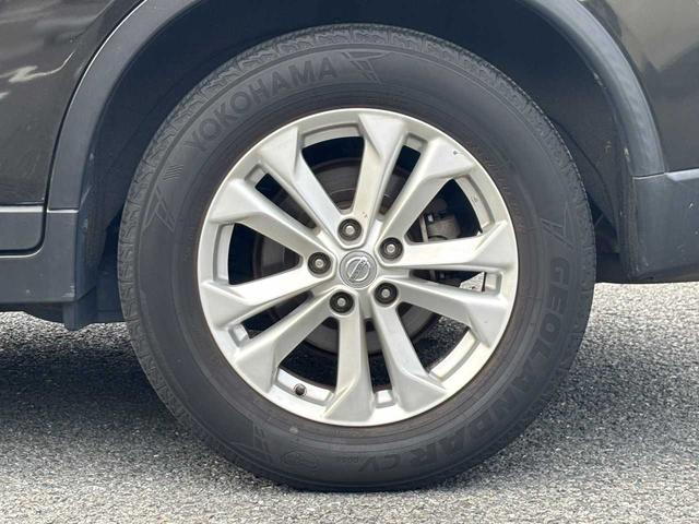 エクストレイル 20X 7人乗り シートヒーター アイドリングストップ 純正ナビ ユーザー買取車 プッシュスタート スマートキー バックカメラ オートライト オートエアコン(32枚目)