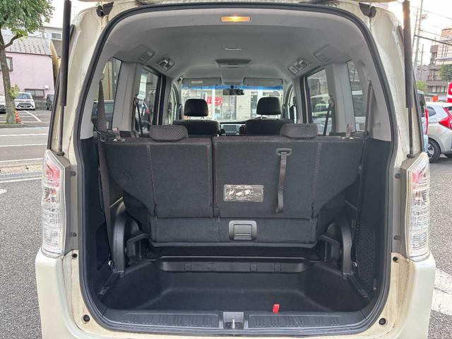 ステップワゴンスパーダ (16枚目)