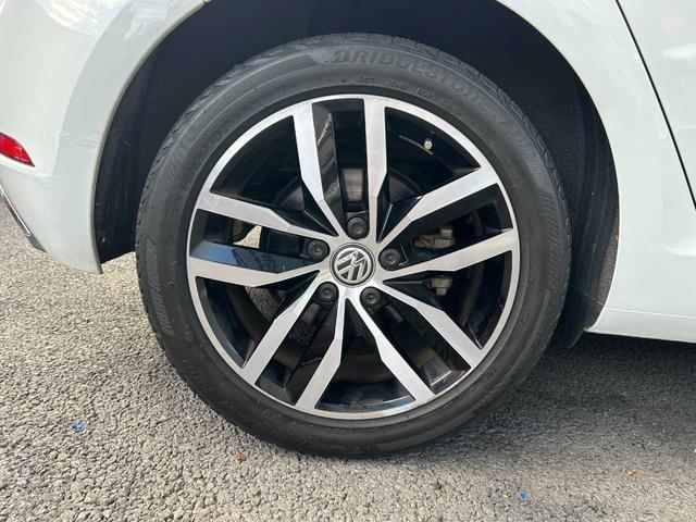 VOLKSWAGEN GOLF TSI HIGHLINE TECH EDITION