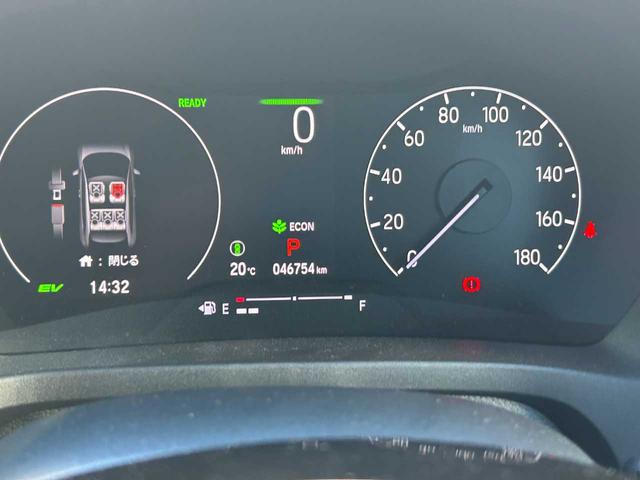 ヴェゼル e:HEV Z ユーザー買取 ワンオーナー レイズアルミ 無限グリル ブリッツマフラー ダウンサス 社外スピーカー ホンダコネクトディスプレイ 9インチインターナビ フルセグTV(11枚目)