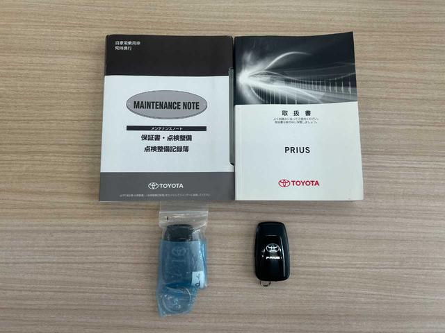 プリウス E 純正ナビ/フルセグ/LED/バックカメラ/SRSエアバック運転席, 助手席, サイド, カーテン/オートライト/オートエアコン/リアスポイラー/AW(2枚目)