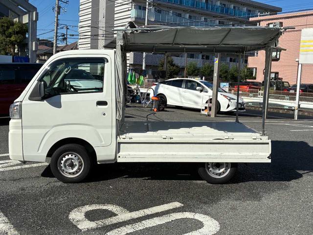 ハイゼットトラック スタンダードＳＡＩＩＩｔ　ＷＤ　ユーザー買取　スマートアシスト３　衝突警報機能　衝突回避支援ブレーキ　前後誤発進抑制　純正オーディオ　ＬＥＤヘッドライト　オートライト　パワーウィンドウ　ＥＴＣ　キーレス　取説　保証書（30枚目）