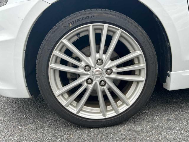 タイヤ・ホイールも、車の個性を決める重要パーツ！☆このままでも勿論、ドレスアップなどにより、更にスタイリッシュにする事も可能です！