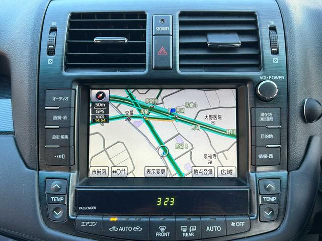 クラウンハイブリッド ベースグレード　ムーンルーフ　マークＸ　Ｇ’ｓ調カスタム車両　レーダークルコン　ダークブラウン革シート　純正ＨＤＤナビ　バックカメラ　パワーシート　純正１９インチＡＷ　シートヒーター　純正ステアリング有（9枚目）