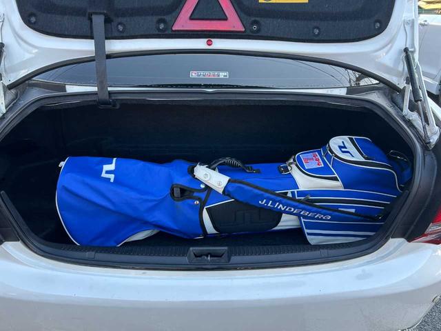 クラウンハイブリッド ベースグレード　ムーンルーフ　マークＸ　Ｇ’ｓ調カスタム車両　レーダークルコン　ダークブラウン革シート　純正ＨＤＤナビ　バックカメラ　パワーシート　純正１９インチＡＷ　シートヒーター　純正ステアリング有（34枚目）