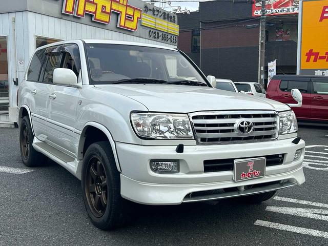 ランドクルーザー１００ ＶＸリミテッド　ユーザー買取車／純正ナビ／ＲＡＹＳホイール／バックカメラ／クルコン／ＴＶ／ＤＶＤ／オートライト／ドラレコ／木目調／構造変更５人乗り（25枚目）