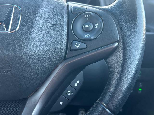 フィットハイブリッド Ｓ　ホンダセンシング　１オーナー　禁煙　ホンダインターナビ　ホンダセンシング　ＡＣＣ　衝突軽減ブレーキ　ＬＥＤ　純正１６インチＡＷ　パドルシフト　プラズマクラスター付オートエアコン　スマートキー　プッシュスタート（6枚目）