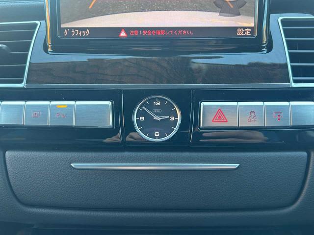 Ａ８ ３．０ＴＦＳＩクワトロ　コンフォートＰＫＧ　本革シート　シートヒーター　ＢＯＳＥサウンド　前席シートベンチレーション　オートクローザー　ＴＶ　バックモニター　ＥＴＣ　パワーバックドア　純正ナビ　スーパーチャージャー（11枚目）