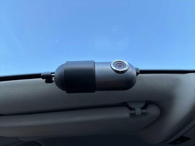 Ａ８ ３．０ＴＦＳＩクワトロ　コンフォートＰＫＧ　本革シート　シートヒーター　ＢＯＳＥサウンド　前席シートベンチレーション　オートクローザー　ＴＶ　バックモニター　ＥＴＣ　パワーバックドア　純正ナビ　スーパーチャージャー（18枚目）