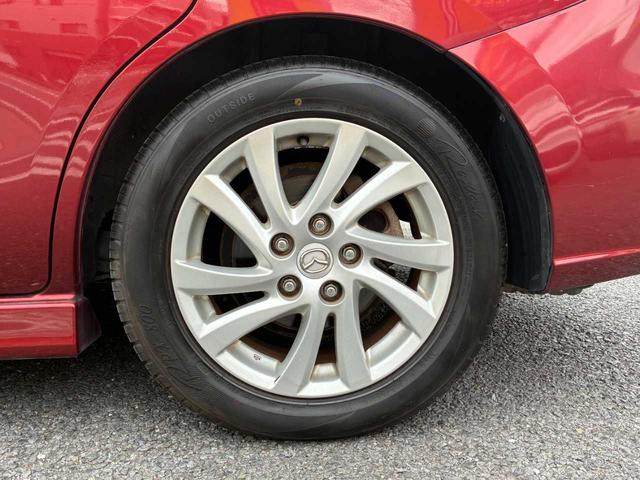 プレマシー ２０Ｓ　ユーザー買取　社外ナビ　片側電動スライドドア　７人乗り　ＥＴＣ　純正ＡＷ（33枚目）