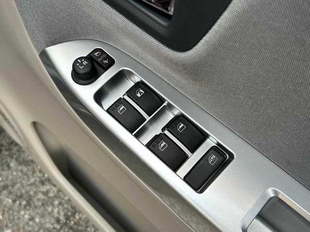 キャスト スタイルＧ　リミテッド　ＳＡＩＩＩ　デザインフィルムトップ　スマートアシスト３　純正ナビ　アランドビュー　ＬＥＤヘッドライト　シートヒーター　オートライト　スマートキー　フルセグＴＶ　プッシュスタート（19枚目）