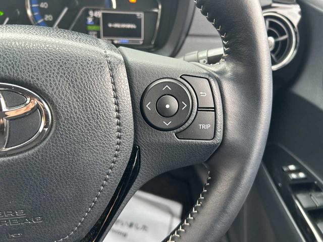 カローラフィールダー ハイブリッドG ダブルバイビー ワンオーナー/ユーザー買取車/セーフティセンスC/プリクラッシュブレーキ/レーンディパーチャー/オートハイビーム/LED/純正ナビ/フルセグ/バックカメラ/Bluetooth/16インチAW(6枚目)