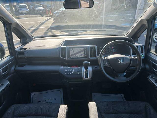 ステップワゴンスパーダ Ｚ　ユーザー買取車／両側パワースライドドア／純正ＨＤＤナビ／ＴＶ／ＤＶＤ／ＣＤ／フリップダウンモニター／ＨＩＤライト／バックカメラ／純正ＡＷ（3枚目）