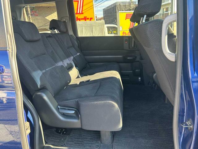 ステップワゴンスパーダ Ｚ　ユーザー買取車／両側パワースライドドア／純正ＨＤＤナビ／ＴＶ／ＤＶＤ／ＣＤ／フリップダウンモニター／ＨＩＤライト／バックカメラ／純正ＡＷ（14枚目）