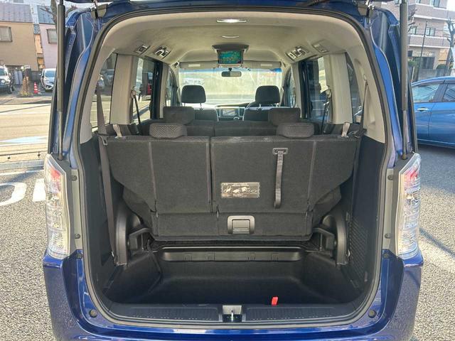 ステップワゴンスパーダ Ｚ　ユーザー買取車／両側パワースライドドア／純正ＨＤＤナビ／ＴＶ／ＤＶＤ／ＣＤ／フリップダウンモニター／ＨＩＤライト／バックカメラ／純正ＡＷ（16枚目）