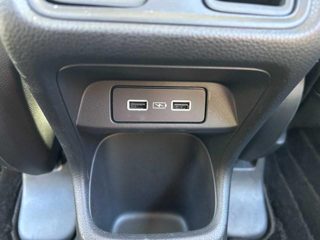 ヴェゼル e:HEV Z ユーザー買取 ホンダセンシング 9インチコネクトディスプレイ バックカメラ 後退時出庫サポート ハンズフリーパワーバックドア ハーフレザーシート 18インチアルミ Bluetooth接続 フルセグTV(12枚目)