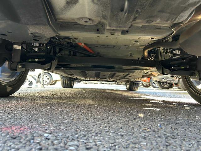 ヴェゼル e:HEV Z ユーザー買取 ホンダセンシング 9インチコネクトディスプレイ バックカメラ 後退時出庫サポート ハンズフリーパワーバックドア ハーフレザーシート 18インチアルミ Bluetooth接続 フルセグTV(32枚目)