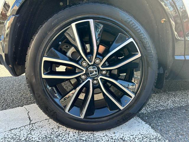 ヴェゼル e:HEV Z ユーザー買取 ホンダセンシング 9インチコネクトディスプレイ バックカメラ 後退時出庫サポート ハンズフリーパワーバックドア ハーフレザーシート 18インチアルミ Bluetooth接続 フルセグTV(35枚目)