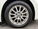 外観にマッチした純正アルミホイールを装着しております。