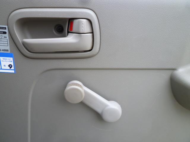 スクラム ＰＡ　１２か月もしくは１万Ｋｍロング保証　走行８１．８７９キロ　オートマ　エアコン　パワステ　　純正ＣＤ　ＥＴＣ　集中ドアロック　２（４）人乗り　積載３５０キロ　黒ナンバー登録可能　修復歴なし（18枚目）