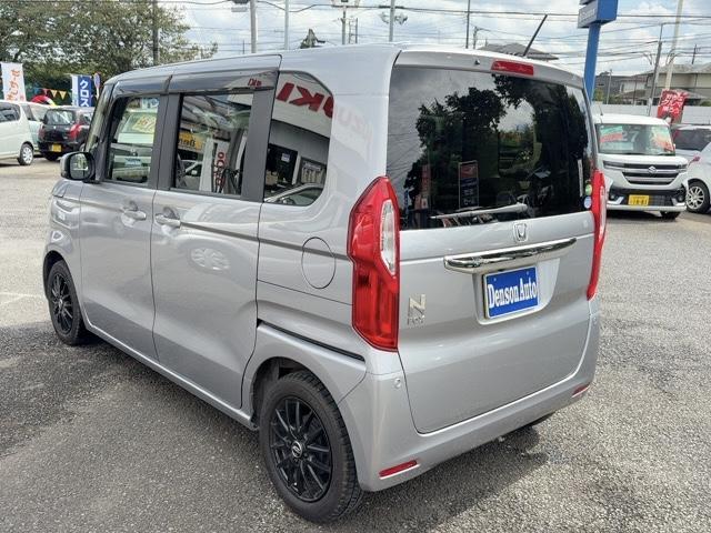 Ｎ－ＢＯＸ Ｇ・Ｌホンダセンシング　スマートキー　クルーズコントロール　両側スライドドア（左電動）　バックカメラ　ＥＴＣ　前後ドラレコ　純正ナビ　ＣＤ・ＦＭ／ＡＭラジオ　Ｂｌｕｅｔｏｏｔｈ　ＬＥＤヘッドライト　タイヤ新品（8枚目）