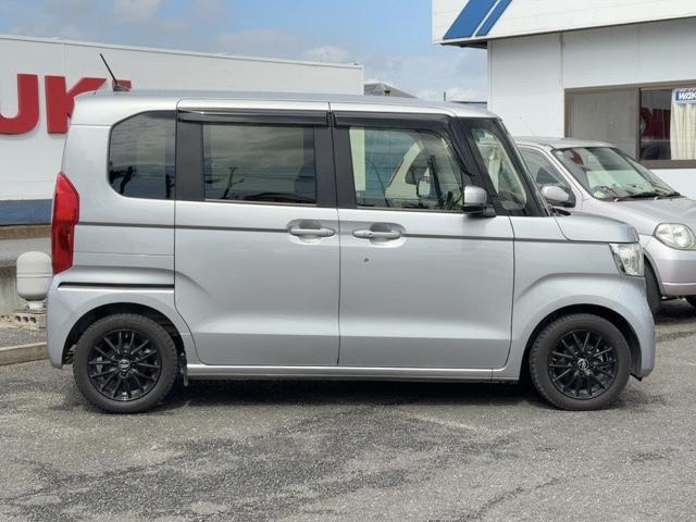 Ｎ－ＢＯＸ Ｇ・Ｌホンダセンシング　スマートキー　クルーズコントロール　両側スライドドア（左電動）　バックカメラ　ＥＴＣ　前後ドラレコ　純正ナビ　ＣＤ・ＦＭ／ＡＭラジオ　Ｂｌｕｅｔｏｏｔｈ　ＬＥＤヘッドライト　タイヤ新品（11枚目）