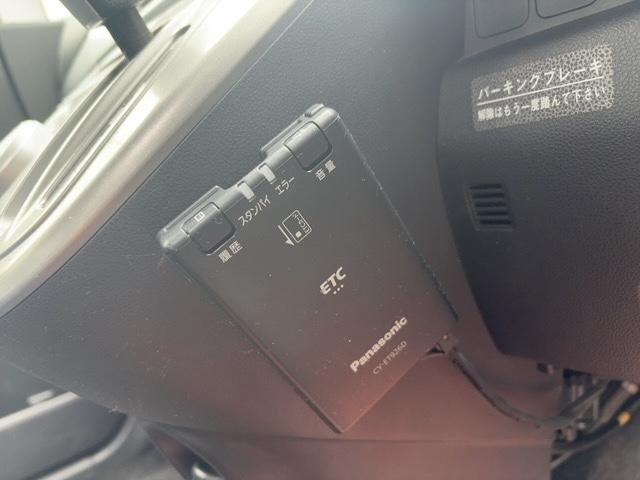 ムーヴ カスタム XC エディション キーレス 電動格納ミラー HIDヘッドライト フォグランプ 純正アルミ 純正CD・FM/AMラジオ(18枚目)