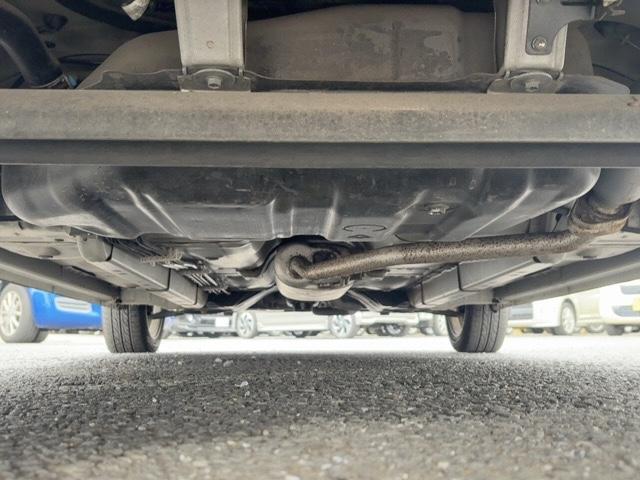 ムーヴ カスタム XC エディション キーレス 電動格納ミラー HIDヘッドライト フォグランプ 純正アルミ 純正CD・FM/AMラジオ(39枚目)