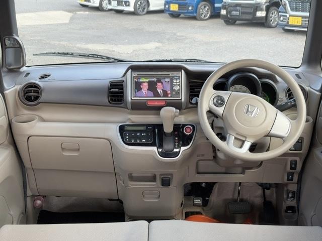 Ｎ－ＢＯＸ Ｇ・Ｌパッケージ　スマートキー　プッシュスタート　電動格納ミラー　ナビ　ワンセグＴＶ　ＣＤ・ＤＶＤ／ＦＭ・ＡＭラジオ　バックカメラ　ＥＴＣ　両側スライドドア（左側電動）（13枚目）