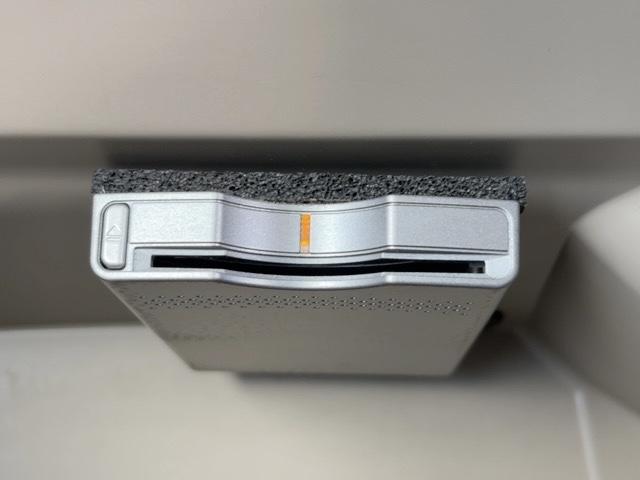 Ｎ－ＢＯＸ Ｇ・Ｌパッケージ　スマートキー　プッシュスタート　電動格納ミラー　ナビ　ワンセグＴＶ　ＣＤ・ＤＶＤ／ＦＭ・ＡＭラジオ　バックカメラ　ＥＴＣ　両側スライドドア（左側電動）（24枚目）