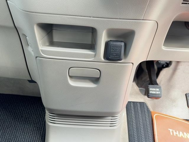 Ｎ－ＢＯＸ Ｇ・Ｌパッケージ　スマートキー　プッシュスタート　電動格納ミラー　ナビ　ワンセグＴＶ　ＣＤ・ＤＶＤ／ＦＭ・ＡＭラジオ　バックカメラ　ＥＴＣ　両側スライドドア（左側電動）（26枚目）