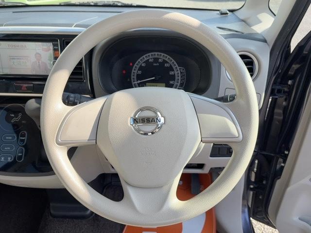 デイズルークス Ｘ　スマートキー　プッシュスタート　電動格納ミラー　純正ナビ　ＴＶ　Ｂｌｕｅｔｏｏｔｈ　両側電動スライドドア（左電動）　全方位カメラ　アイドリングストップ　バックカメラ　前後ドライブレコーダー　Ｒファン（11枚目）