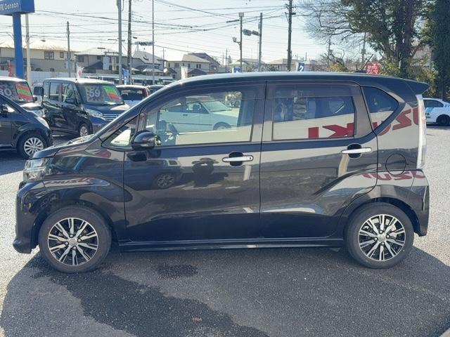 ムーヴ カスタム　Ｘリミテッド　ＳＡＩＩＩ　スマートキー　プッシュスタート　純正ナビ　フルセグＴＶ　Ｂｌｕｅｔｏｏｔｈ　全方位カメラ　電動格納ミラー　ドライブレコーダー　純正アルミ　スマートアシスト　ＬＥＤヘッドライト　フォグランプ（7枚目）