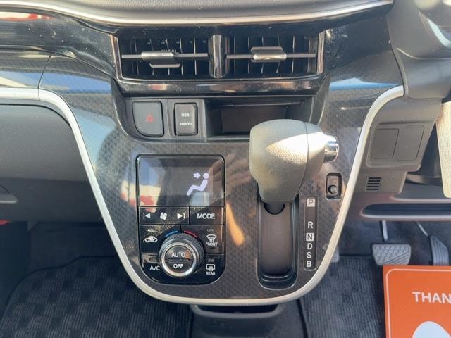 ムーヴ カスタム　Ｘリミテッド　ＳＡＩＩＩ　スマートキー　プッシュスタート　純正ナビ　フルセグＴＶ　Ｂｌｕｅｔｏｏｔｈ　全方位カメラ　電動格納ミラー　ドライブレコーダー　純正アルミ　スマートアシスト　ＬＥＤヘッドライト　フォグランプ（22枚目）