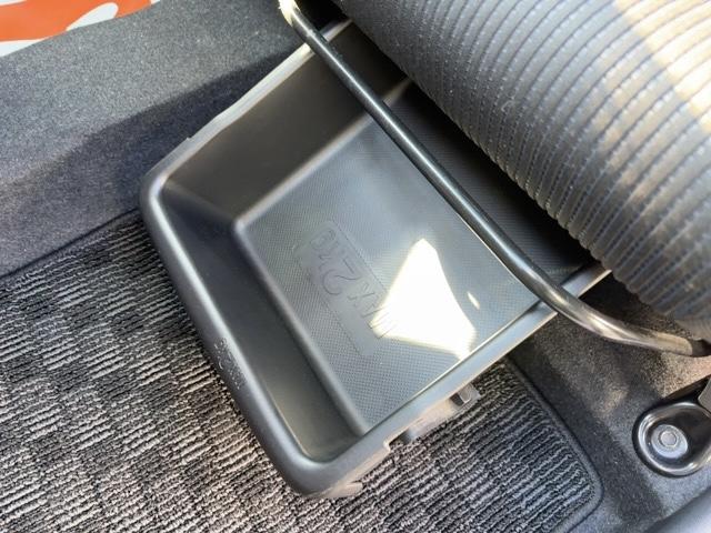 ムーヴ カスタム　Ｘリミテッド　ＳＡＩＩＩ　スマートキー　プッシュスタート　純正ナビ　フルセグＴＶ　Ｂｌｕｅｔｏｏｔｈ　全方位カメラ　電動格納ミラー　ドライブレコーダー　純正アルミ　スマートアシスト　ＬＥＤヘッドライト　フォグランプ（51枚目）