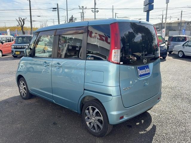 ルークス Ｅ　スマートキー　プッシュスタート　ドアバイザー　純正アルミ　電動格納ミラー　社外ナビ　ワンセグＴＶ　ＣＤ／ＦＭ・ＡＭラジオ　ＥＴＣ　両側スライドドア（8枚目）