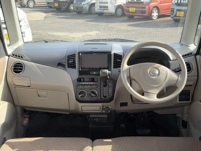 ルークス Ｅ　スマートキー　プッシュスタート　ドアバイザー　純正アルミ　電動格納ミラー　社外ナビ　ワンセグＴＶ　ＣＤ／ＦＭ・ＡＭラジオ　ＥＴＣ　両側スライドドア（13枚目）