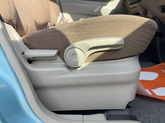 ルークス Ｅ　スマートキー　プッシュスタート　ドアバイザー　純正アルミ　電動格納ミラー　社外ナビ　ワンセグＴＶ　ＣＤ／ＦＭ・ＡＭラジオ　ＥＴＣ　両側スライドドア（32枚目）