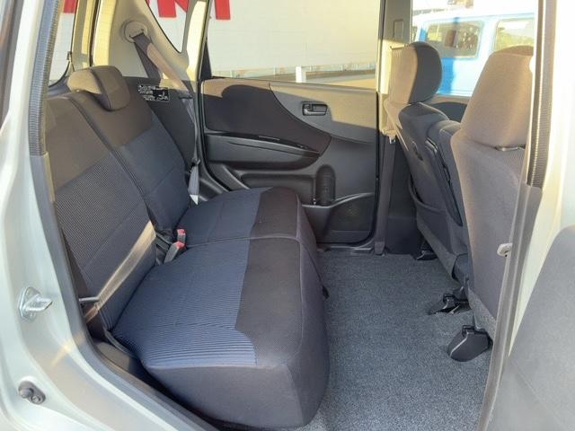 ムーヴ Ｘ　ＶＳ　キーレス　電動格納ウインカー付ドアミラー　ドアバイザー　社外ナビ　ＴＶ　ＣＤ・ＤＶＤ／ＦＭ・ＡＭラジオ　フォグランプ　純正アルミ（35枚目）