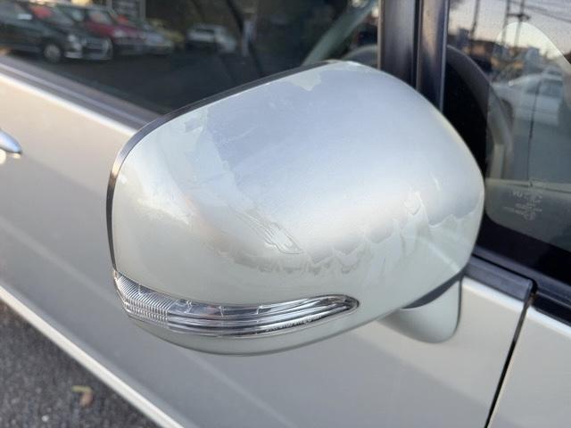 ムーヴ Ｘ　ＶＳ　キーレス　電動格納ウインカー付ドアミラー　ドアバイザー　社外ナビ　ＴＶ　ＣＤ・ＤＶＤ／ＦＭ・ＡＭラジオ　フォグランプ　純正アルミ（51枚目）