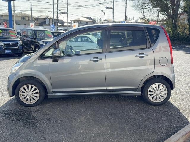 ムーヴ Ｘ　ＶＳ　ＩＩＩ　キーレス　ドアバイザー　純正アルミ　電動格納ウインカー付ミラー　純正ナビ　ＣＤ・ＳＤ／ＦＭ／ＡＭラジオ　ワンセグＴＶ　ＥＴＣ　スペアタイヤ（7枚目）