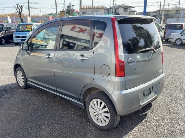 ムーヴ Ｘ　ＶＳ　ＩＩＩ　キーレス　ドアバイザー　純正アルミ　電動格納ウインカー付ミラー　純正ナビ　ＣＤ・ＳＤ／ＦＭ／ＡＭラジオ　ワンセグＴＶ　ＥＴＣ　スペアタイヤ（8枚目）