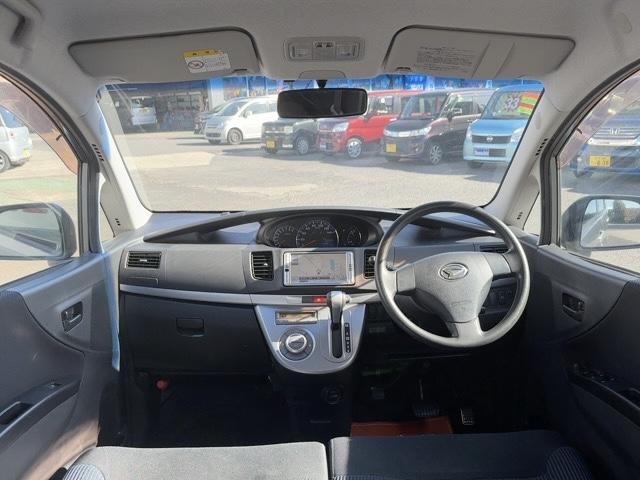 ムーヴ Ｘ　ＶＳ　ＩＩＩ　キーレス　ドアバイザー　純正アルミ　電動格納ウインカー付ミラー　純正ナビ　ＣＤ・ＳＤ／ＦＭ／ＡＭラジオ　ワンセグＴＶ　ＥＴＣ　スペアタイヤ（12枚目）