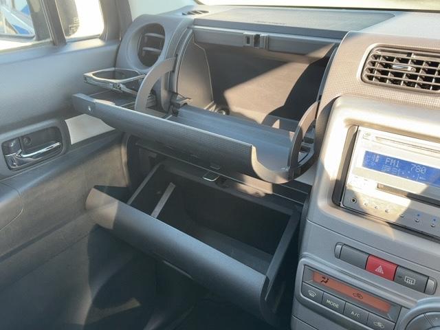 ムーヴコンテ カスタム　Ｘ　純正アルミ　ドアバイザー　電動格納ウインカー付ミラー　フォグランプ　キーレス　社外ＣＤ．ラジオ　スペアタイヤ（21枚目）