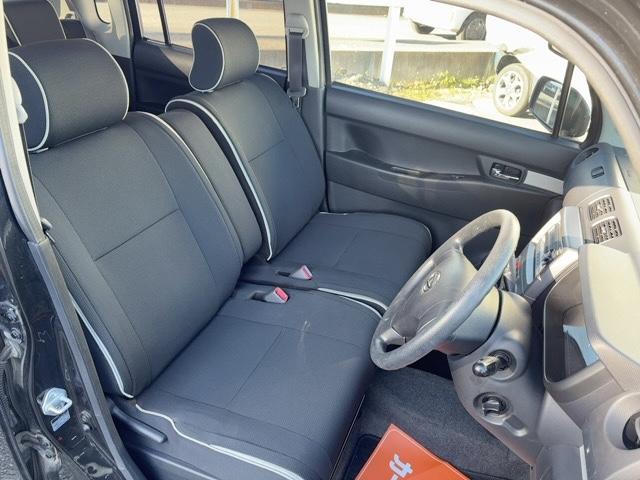 ムーヴコンテ カスタム　Ｘ　純正アルミ　ドアバイザー　電動格納ウインカー付ミラー　フォグランプ　キーレス　社外ＣＤ．ラジオ　スペアタイヤ（28枚目）