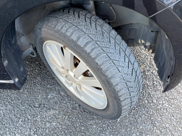 ムーヴコンテ カスタム　Ｘ　純正アルミ　ドアバイザー　電動格納ウインカー付ミラー　フォグランプ　キーレス　社外ＣＤ．ラジオ　スペアタイヤ（48枚目）