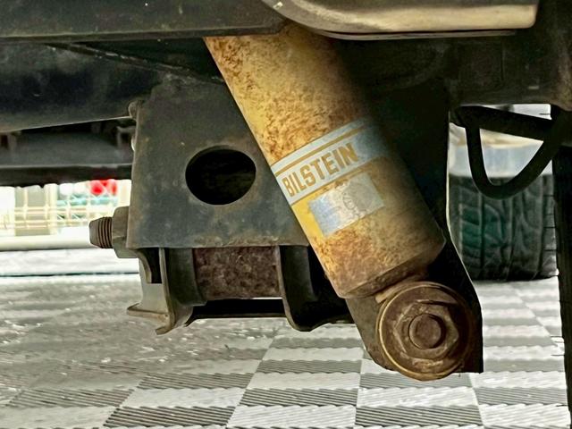 デリカスペースギア シャモニー　ビルシュタインサスペンション・ＲＥＣＡＲＯシート・ＣＤ・ＥＴＣ（7枚目）