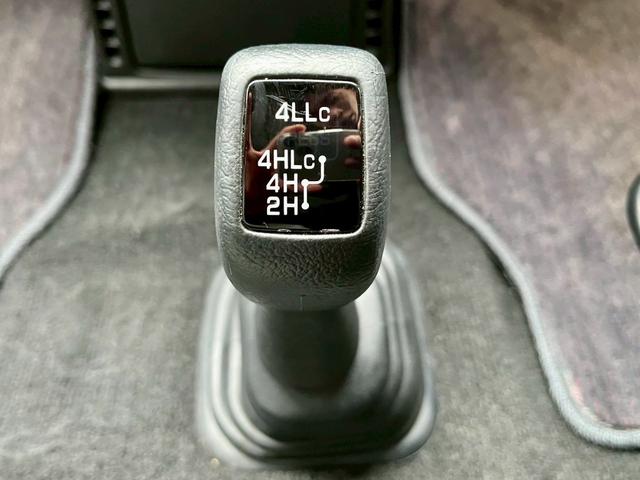 デリカスペースギア シャモニー　ビルシュタインサスペンション・ＲＥＣＡＲＯシート・ＣＤ・ＥＴＣ（33枚目）