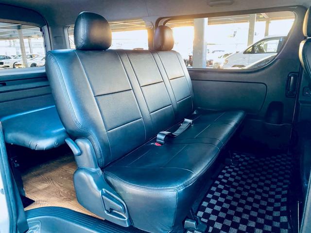 ハイエースバン ロングスーパーGL 車中泊仕様・ナビ・TV・Bluetooth・ETC・後席モニター(12枚目)